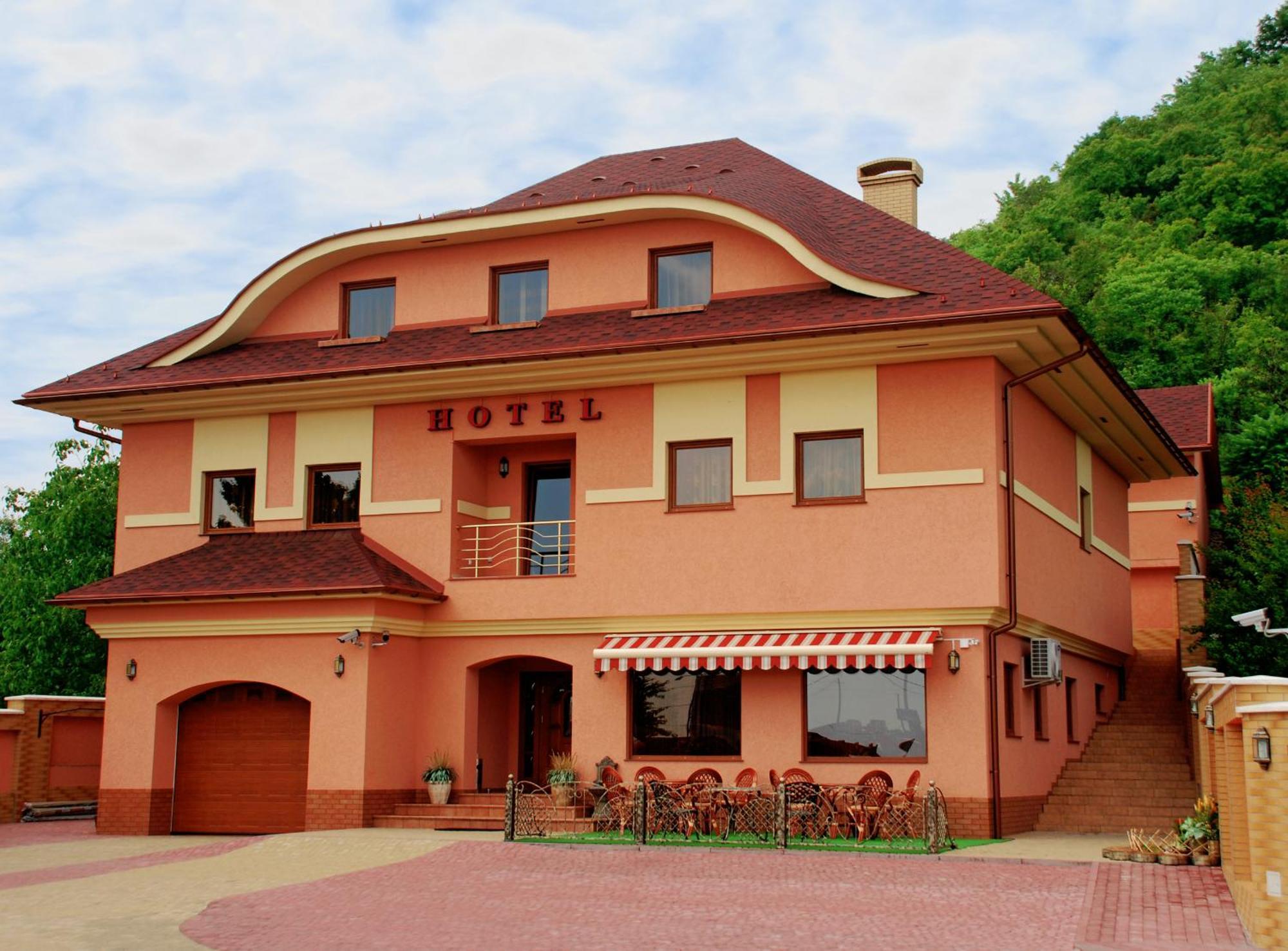 Hotel Magnat Mukačevo Esterno foto