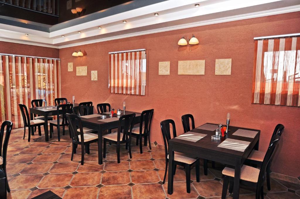 Hotel Magnat Mukačevo Esterno foto